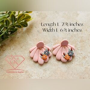 Romantic feminine Clay Earrings - Handmade 🌷